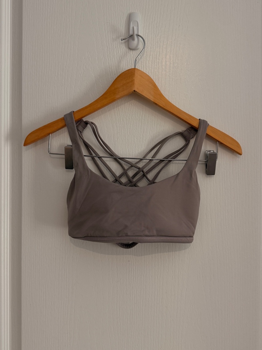 lululemon athletica Gray Strappy Back Sports Bra